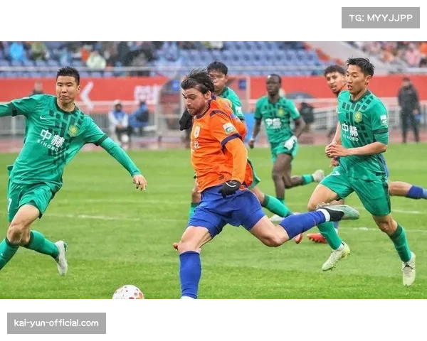 克雷桑连续两场获评最佳 京鲁大战8.9分展现锋线统治力